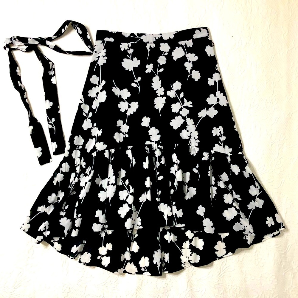 Ann Taylor Skirt NWT High-Lo Blue/White Floral Belted Lined With Flounce Size 12